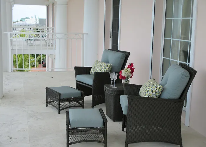Ocean West Boutique Hotel