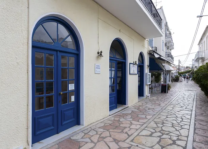 Stelios Hotel