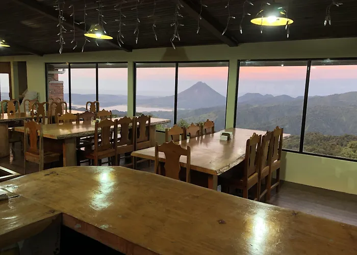 Vistaverde Lodge