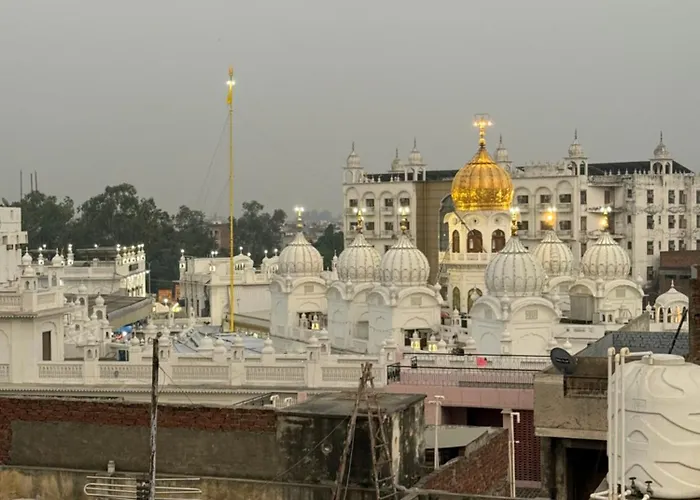Hotel Kabir Royal-5 Min Walk To Golden Temple