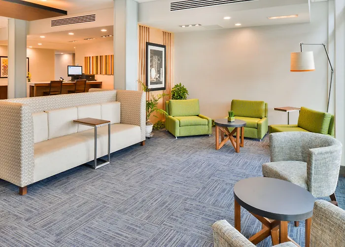 Holiday Inn Express & Suites Salem By Ihg