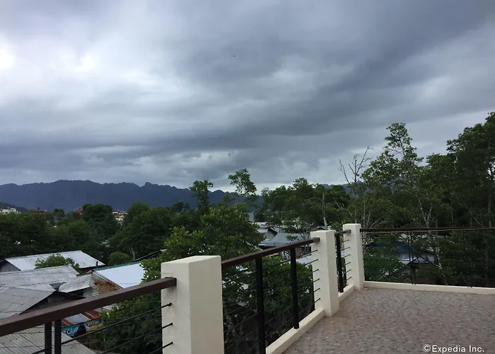 Coron Visitors Hotel