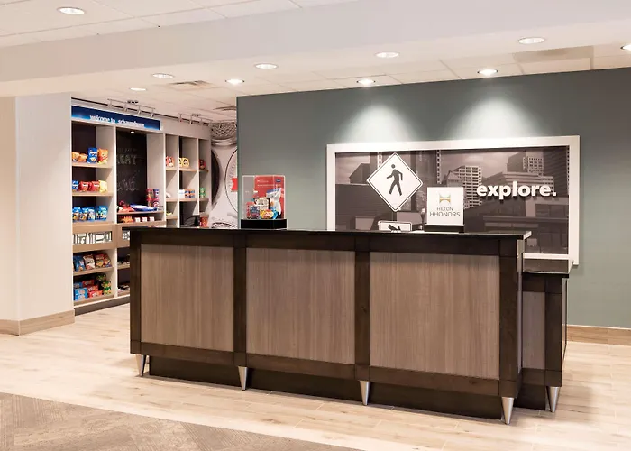 Hampton Inn & Suites By Hilton Chicago Schaumburg Il
