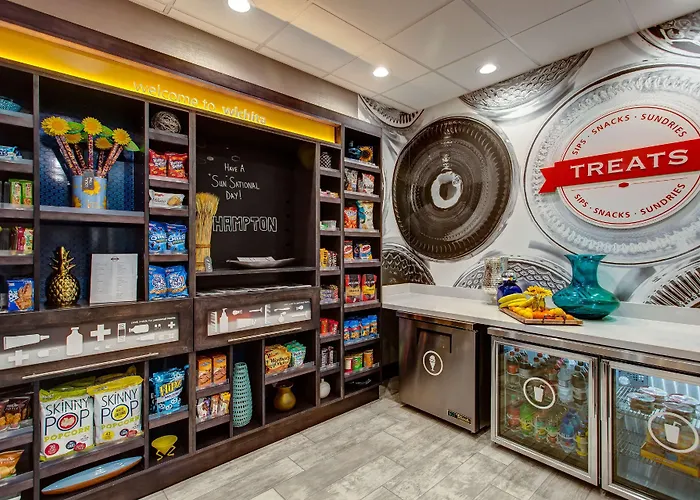 Hampton Inn & Suites-Wichita/Airport, Ks