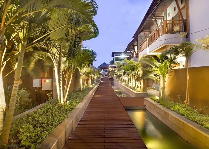 Signature Seminyak Hotel