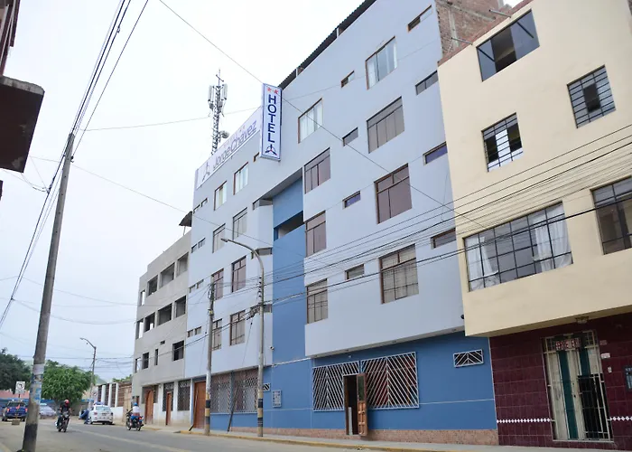Hotel Jorge Chavez