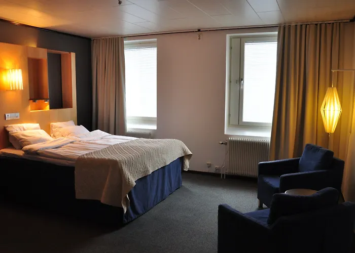Strand City Hotel