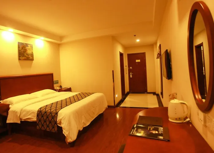 Greentree Inn Shandong Yantai Fushan District Yongda Street Express Hotel