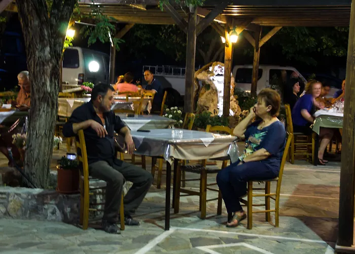 Neos Omalos Hotel