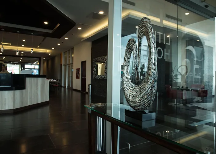 Lithio Hotel