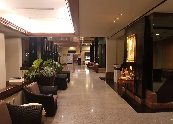 Songphanburi Hotel