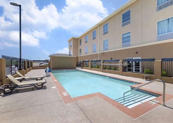 Quality Inn & Suites Carlsbad Caverns Area