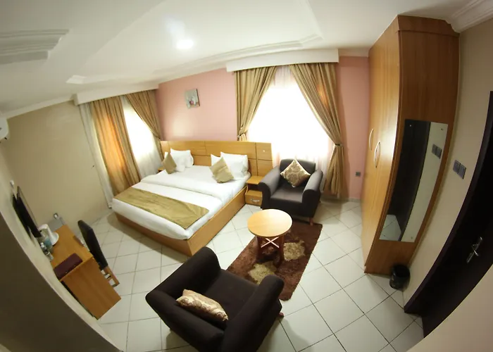 Celia'S Suites