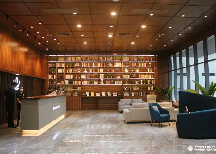 Lotus Blu Hotel Naga