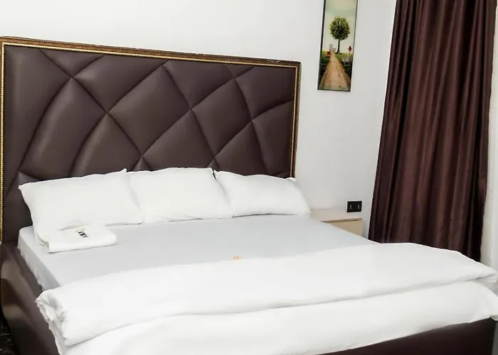 The Cartwright Suites And Lounge