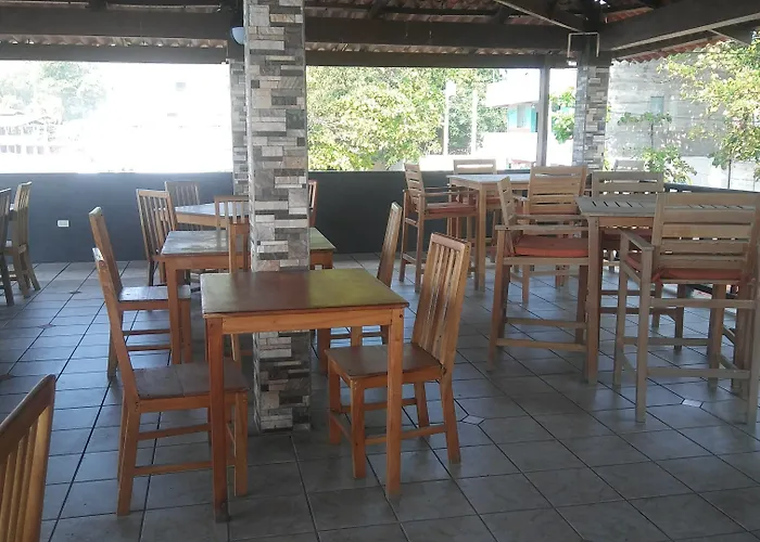 Punta Roca Surf Resort