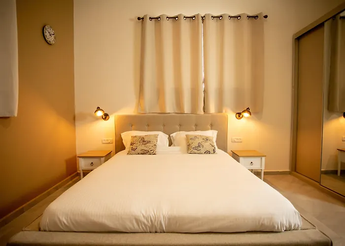 Eshel Mansion - Boutique Suites