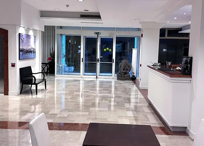 Venice Hotel con Colonnine Elettriche