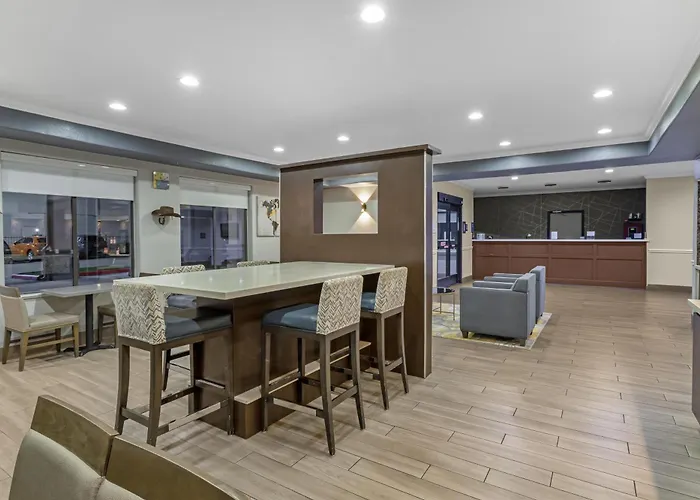 Best Western Plus North Houston Inn & Suites