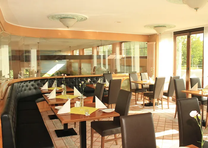 Land-Gut-Hotel- Weisser Schwan