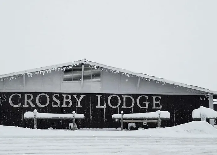 Crosby Lodge