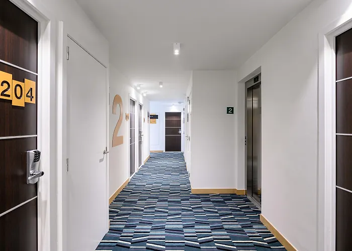 B&B Hotel Brussels Centre Gare Du Midi