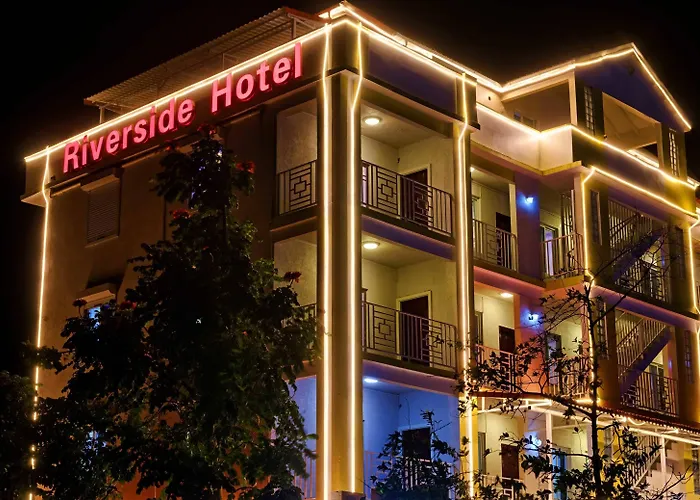 Riverside Hotel