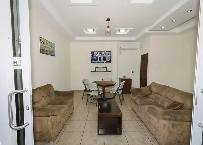 Hotel Mediterraneo Inn