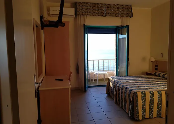 Sea Palace Hotel