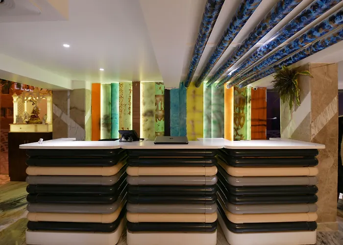 Hotel Blue Pearl Near Connaught Palace & New Delhi Railway Station