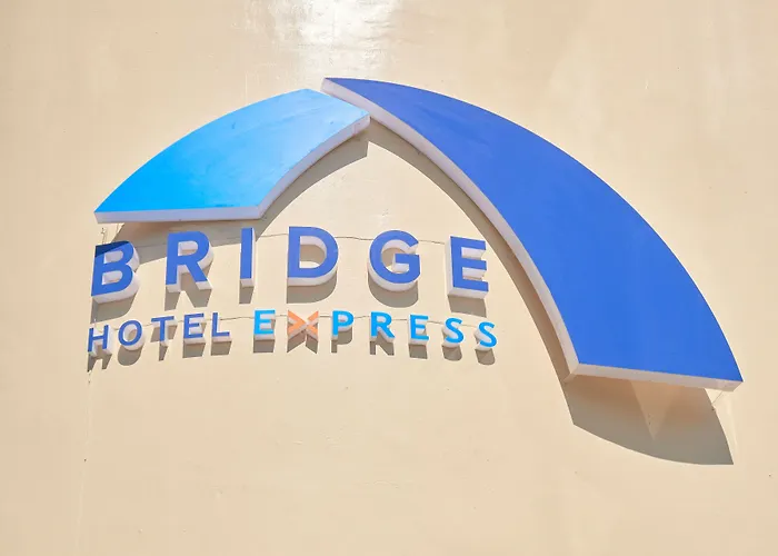 Bridge Hotel Express