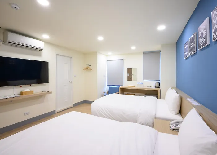 P Inn