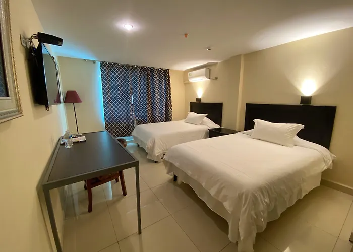 Hotel F Sur Inn