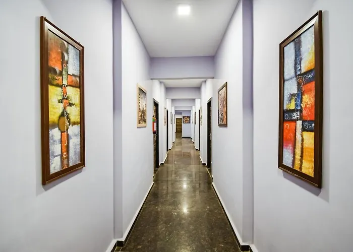 Hotel Golden - I