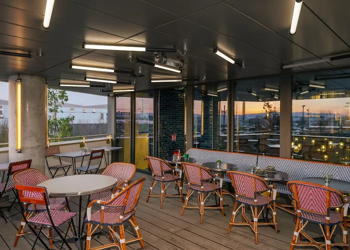 Eklo Hotels Lyon Sud Eurexpo