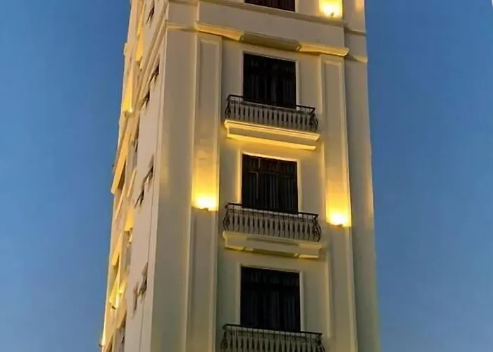 Elisa Hotel
