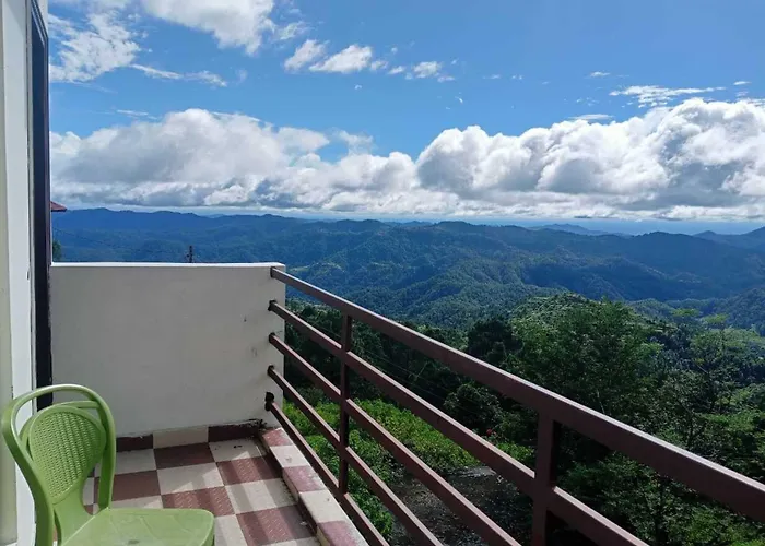 Sunny Pines Resort