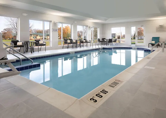 Towneplace Suites By Marriott Oconomowoc