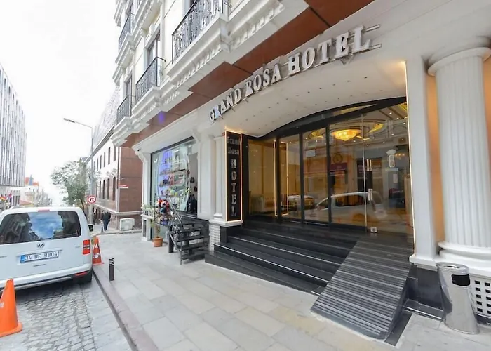 Grand Rosa Hotel