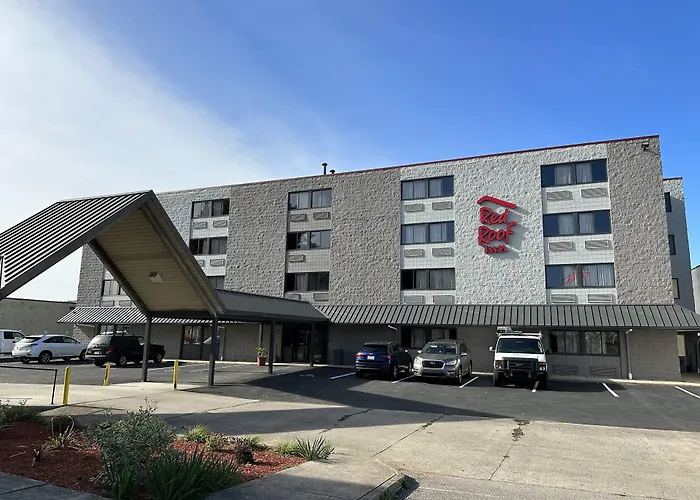 Red Roof Inn Charleston - Dunbar