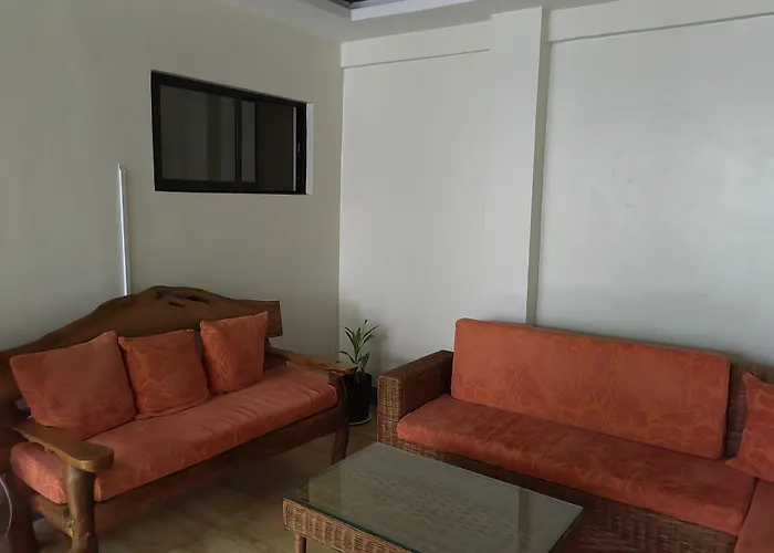 Mansion 8 Residences