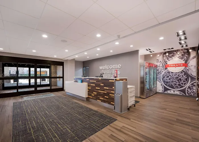 Hampton Inn By Hilton Detroit Southfield