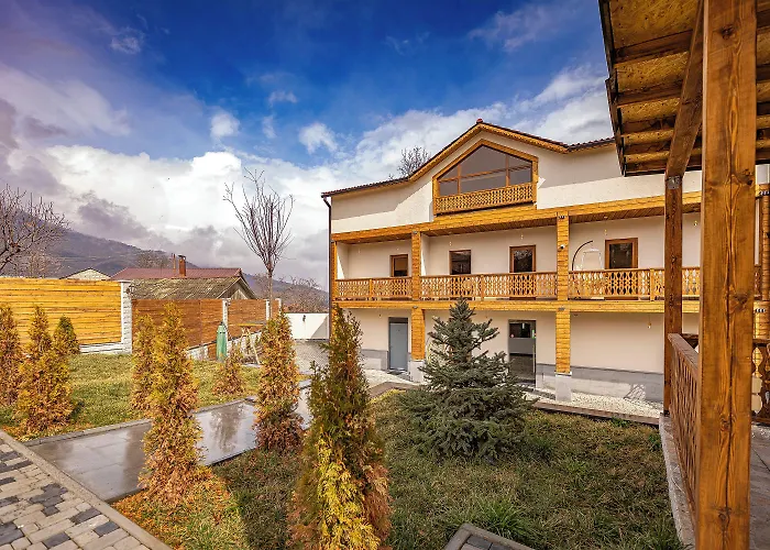 Taniqinn Dilijan Hotel