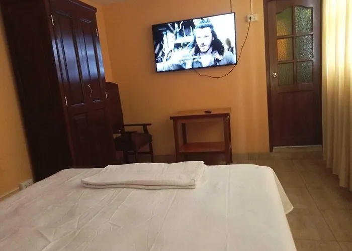 Roari Hotel