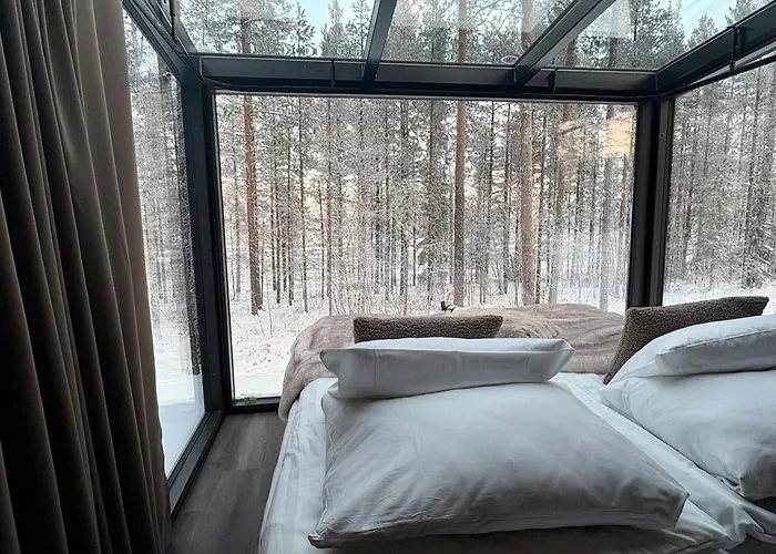 Balder Luxury Lodge & Glass Igloos