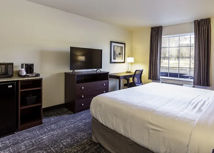 Cobblestone Inn & Suites - Brookville