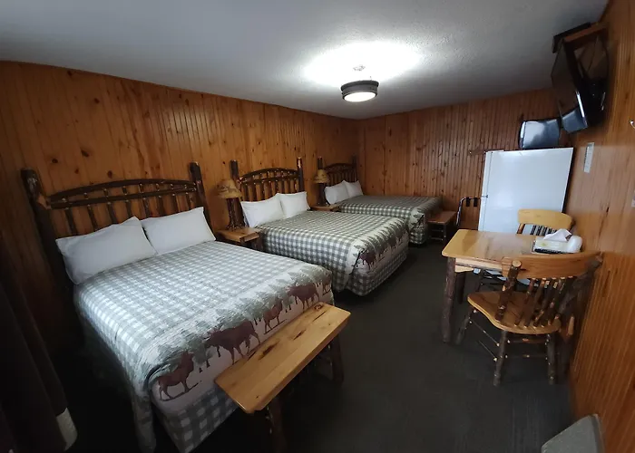 Outdoorsman Motel