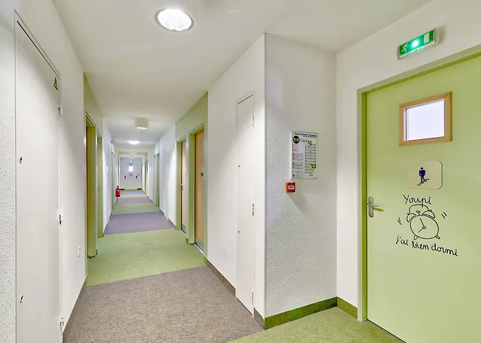 B&B Hotel Montlucon Saint-Victor