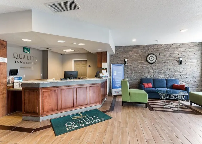 Quality Inn & Suites Ferdinand