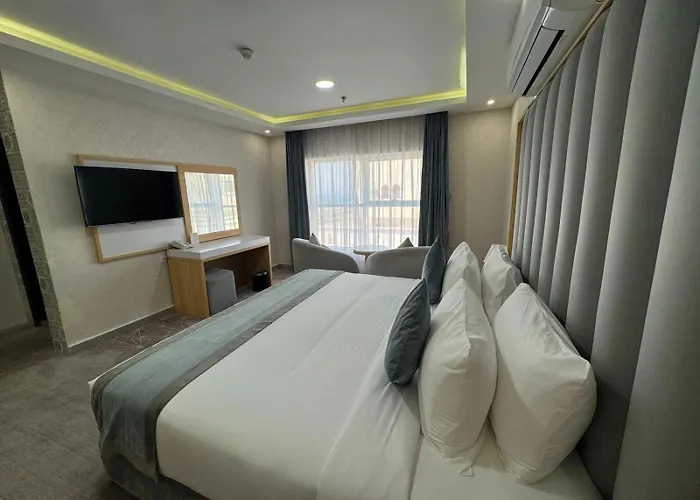 Rose Land Hotel